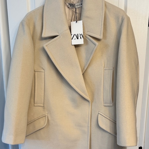New With Tags ZARA Oversized Cream Coat - Picture 1 of 14
